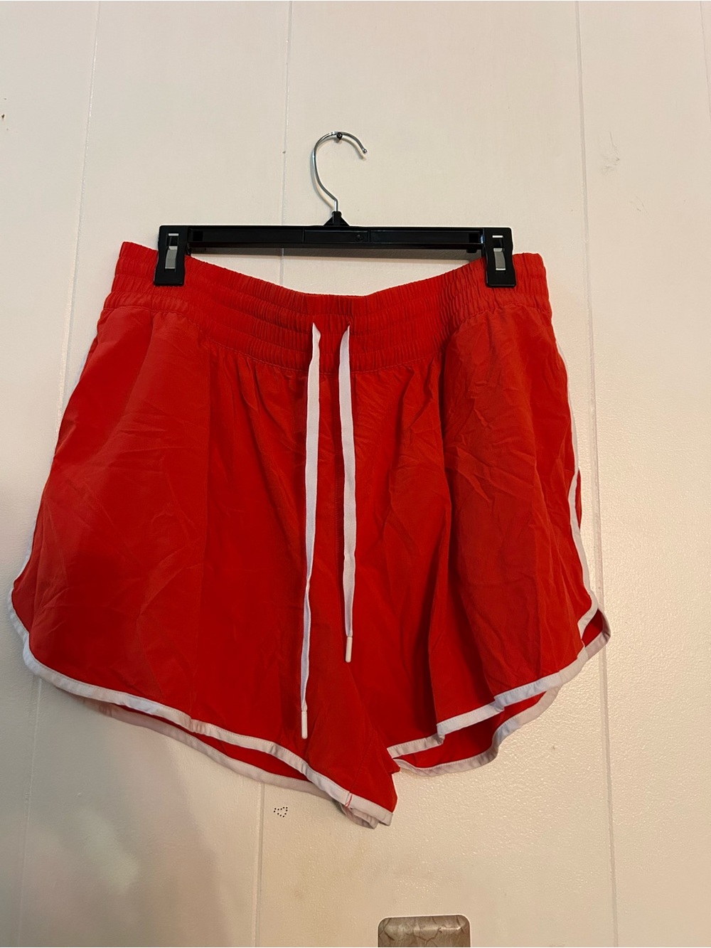 Athleta Red Women’s Athletic Shorts with White Trim